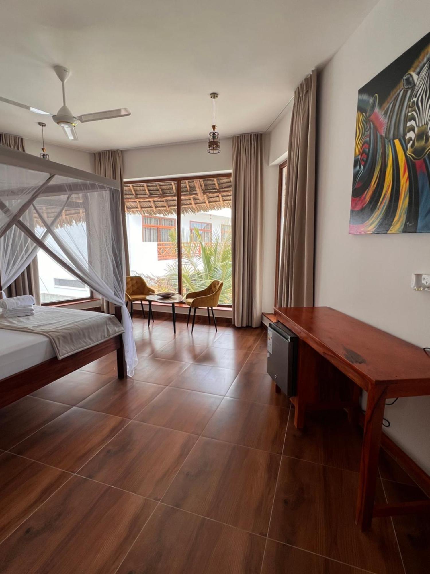 S&S Hotel จัมเบียนี ภายนอก รูปภาพ